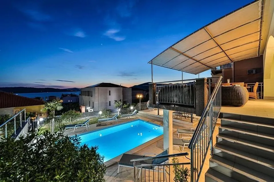 Villa Urban Trogir 0*,  Chorvatsko